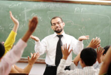 طريقة المحاضرة مميزاتها وعيوبها وكيف تعطي محاضرة ناجحة