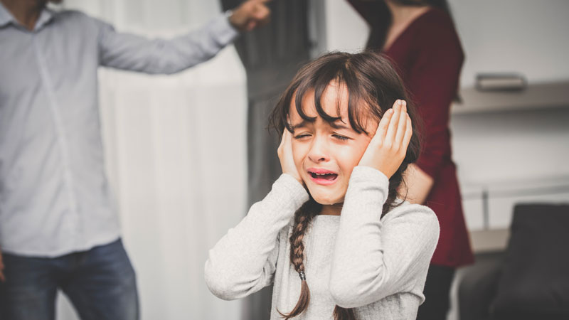 تأثير الخلافات الزوجية على الأطفال .. احذر أثارها السلبية