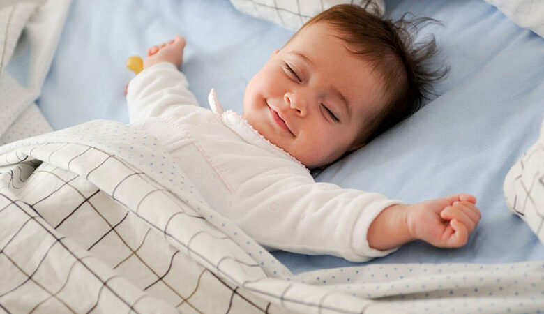 كيفية تنظيم نوم الطفل