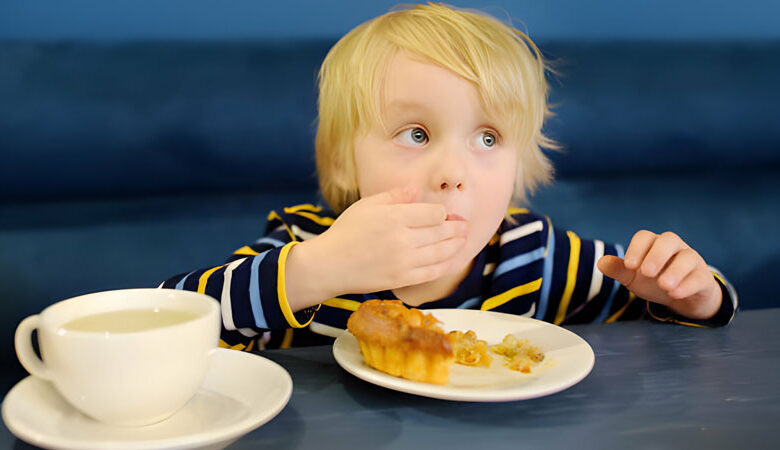 وجبة الافطار ما لها وما عليها وأهميتها لطفلك